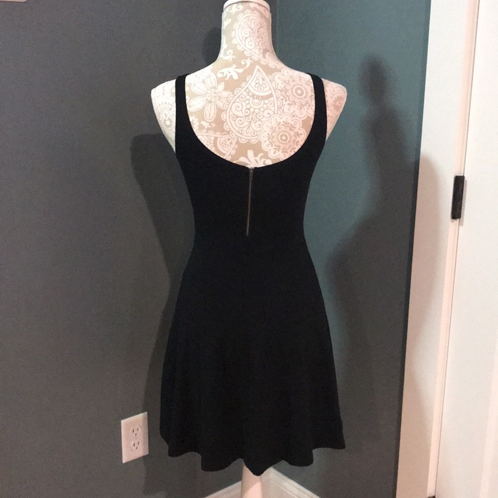 Express black skater dress - Picture 4 of 7